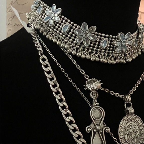 Free People x Ariana Ost Walsh Choker Necklace NWT - Picture 5 of 8